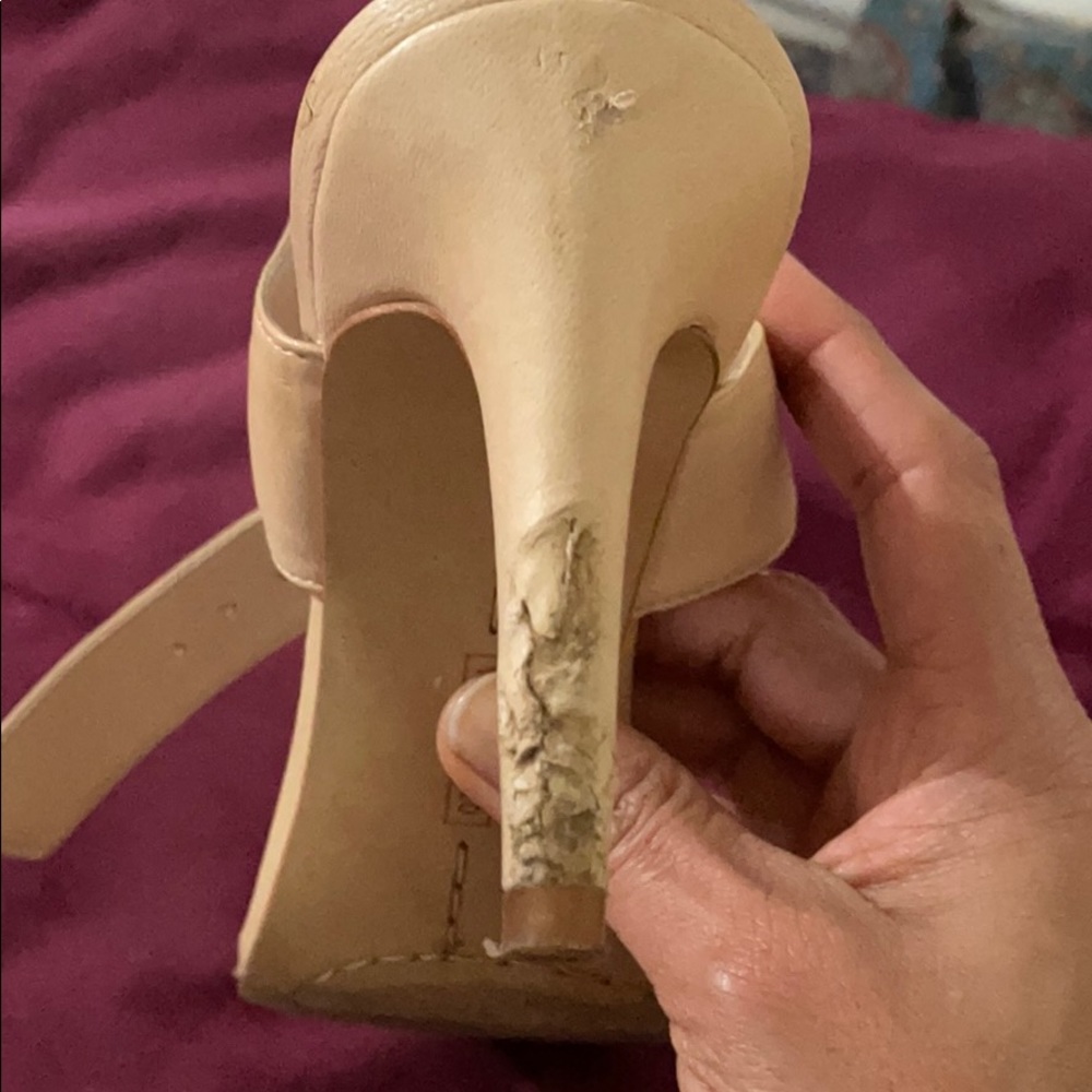 🛑🛑🛑SOLD🛑🛑🛑Heels - Picture 4 of 5